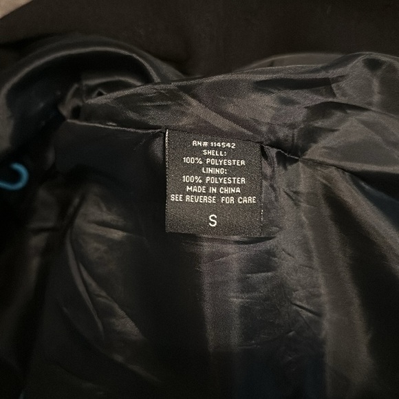 IZ Byer black pea coat, size small - Picture 7 of 8